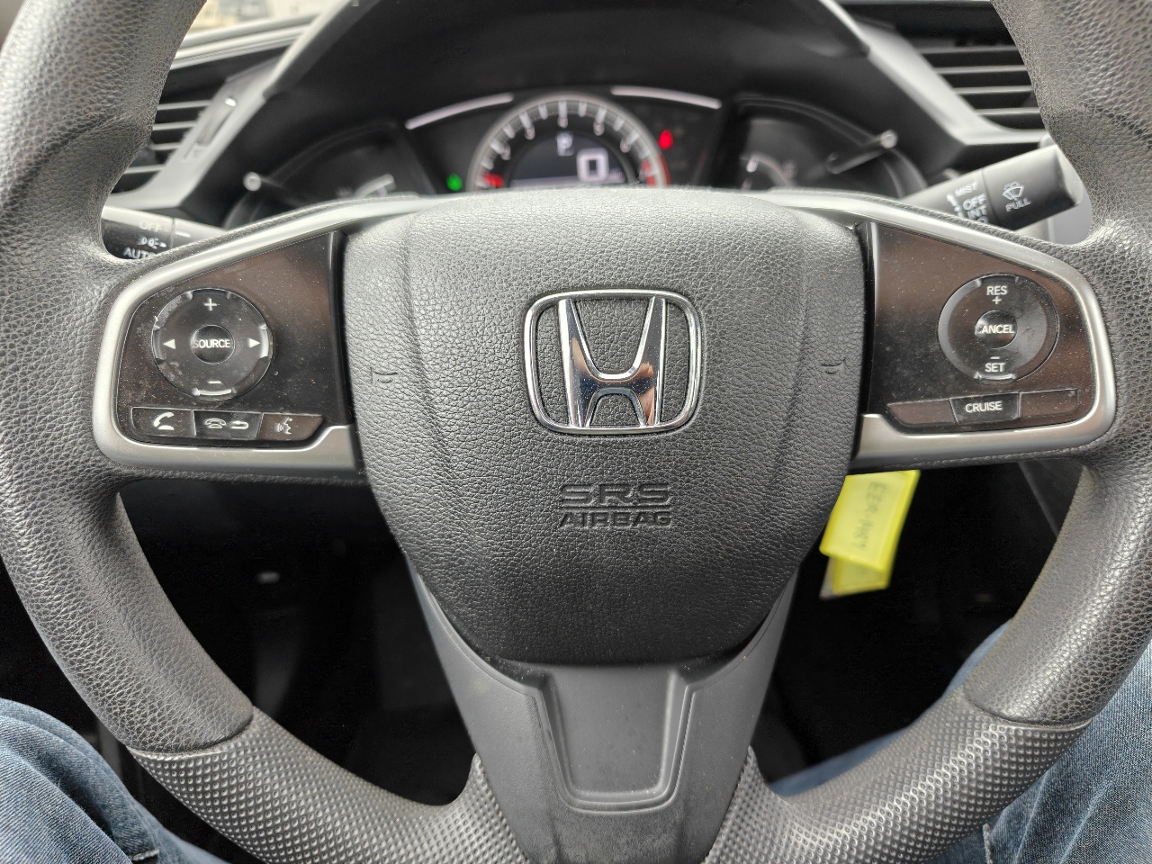 Honda Civic 4dr Sdn LX Auto 2017