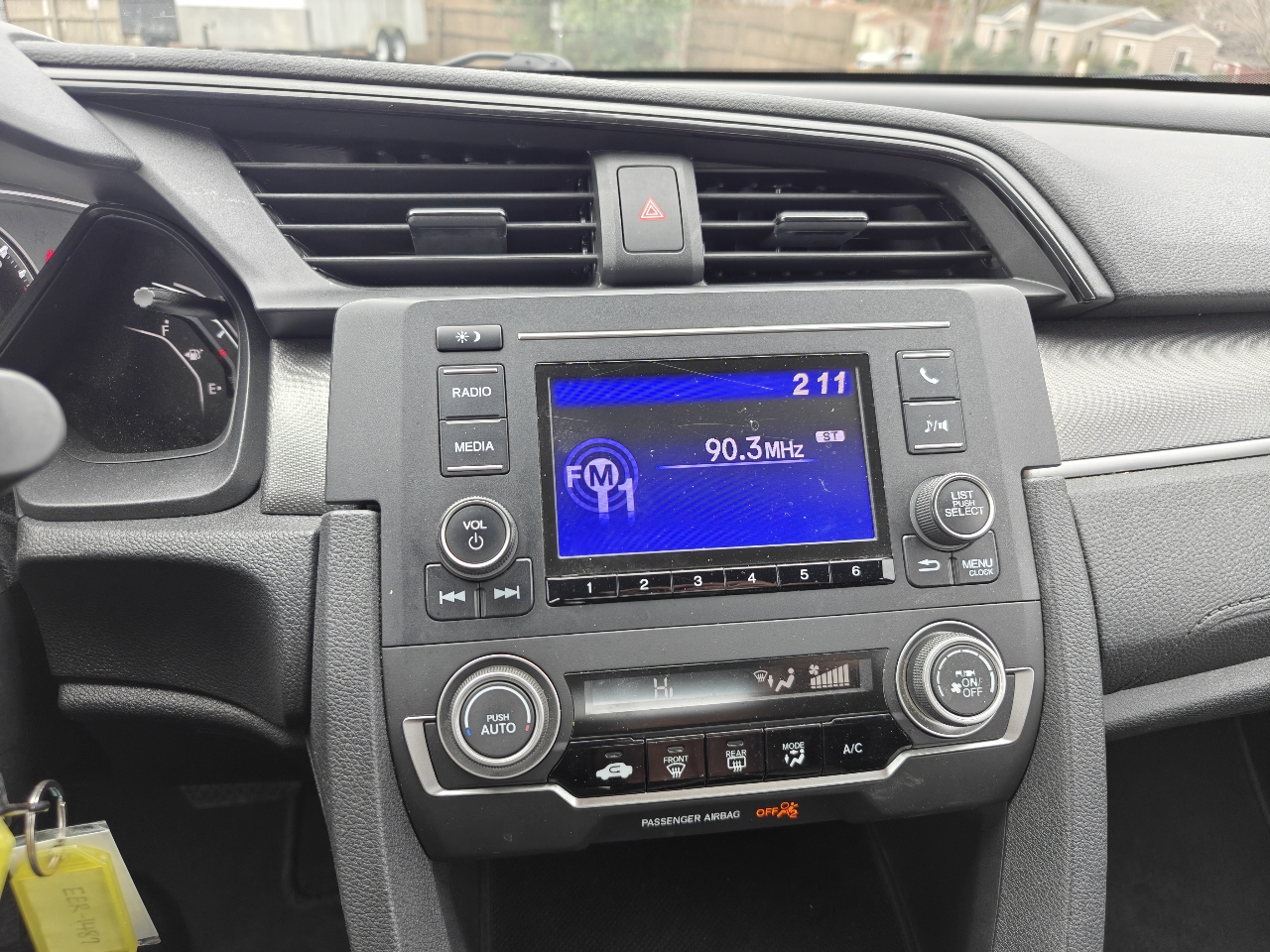 Honda Civic 4dr Sdn LX Auto 2017