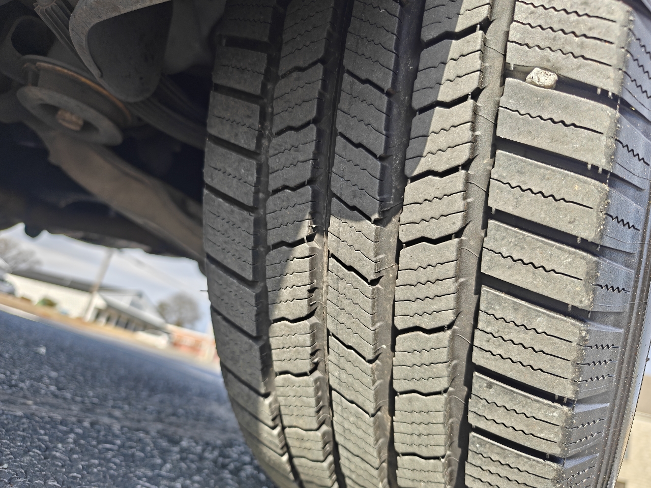 Buick Enclave CXL 4D SUV FWD 2010