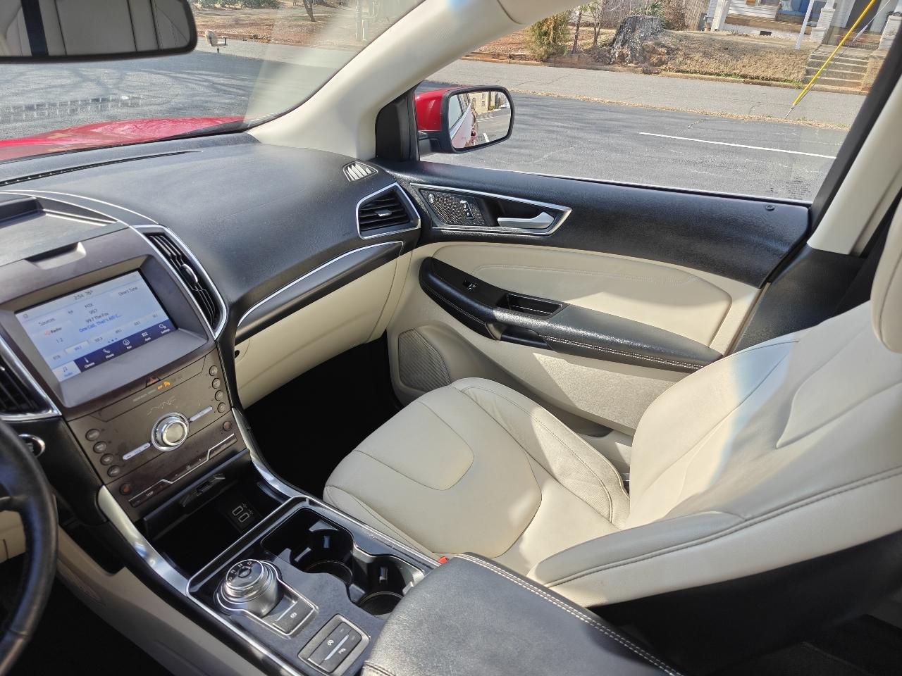 Ford Edge Titanium AWD 2020