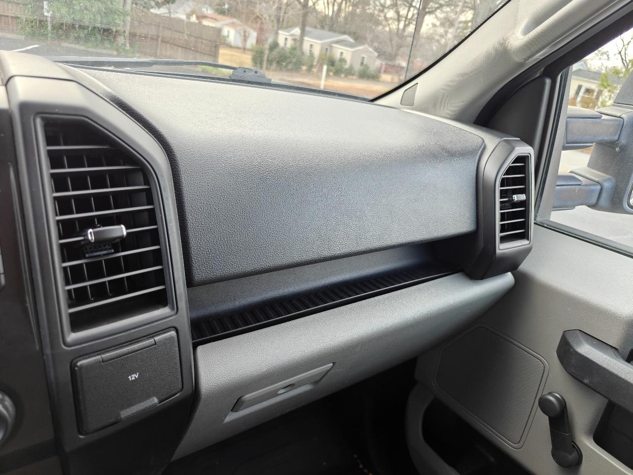 Ford F-150 2WD Reg Cab 126" XL 2016