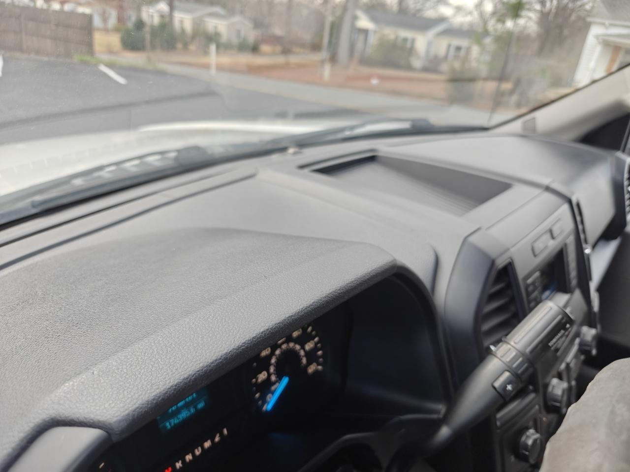 Ford F-150 2WD Reg Cab 126" XL 2016