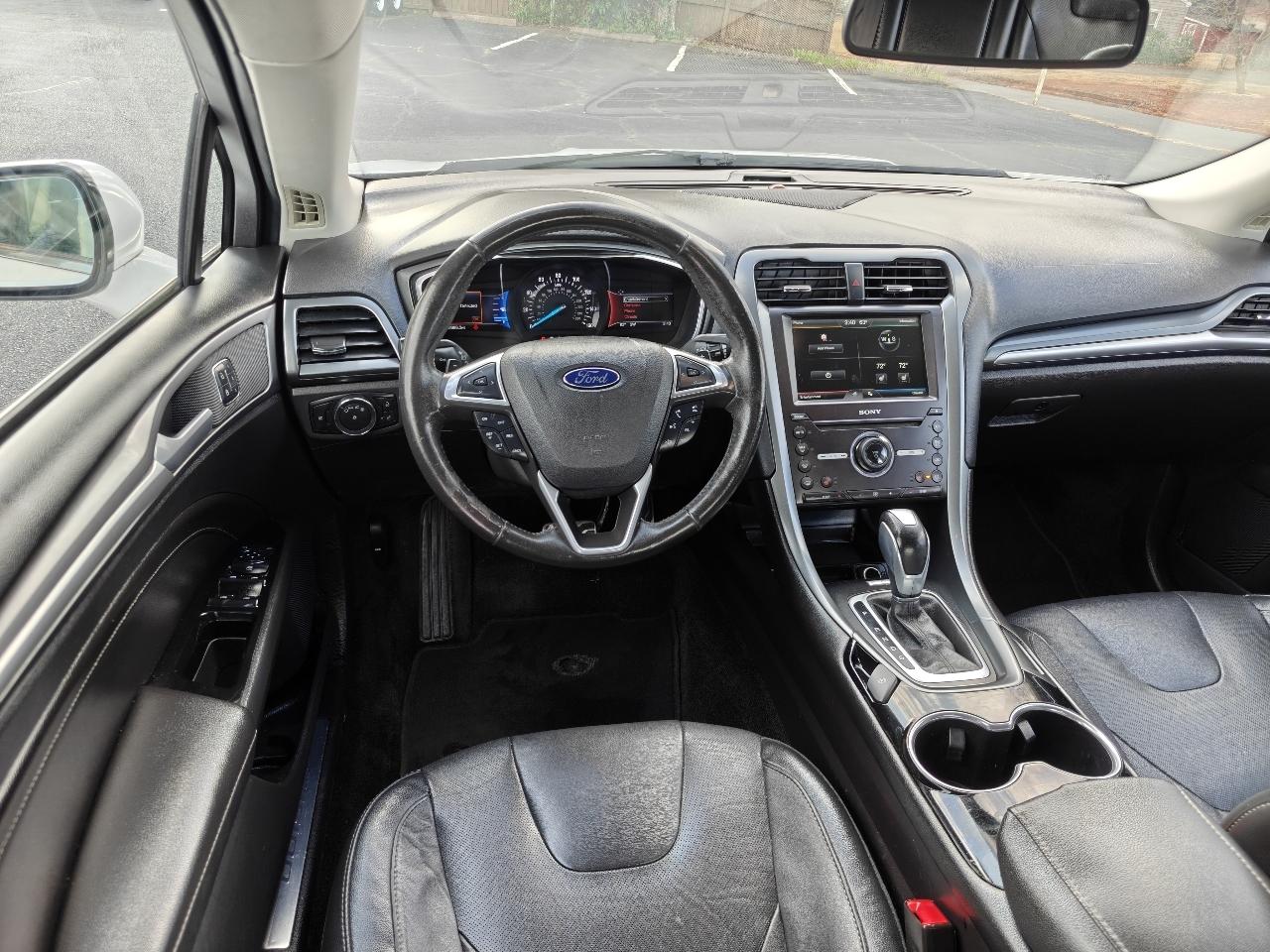 Ford Fusion Titanium 2016