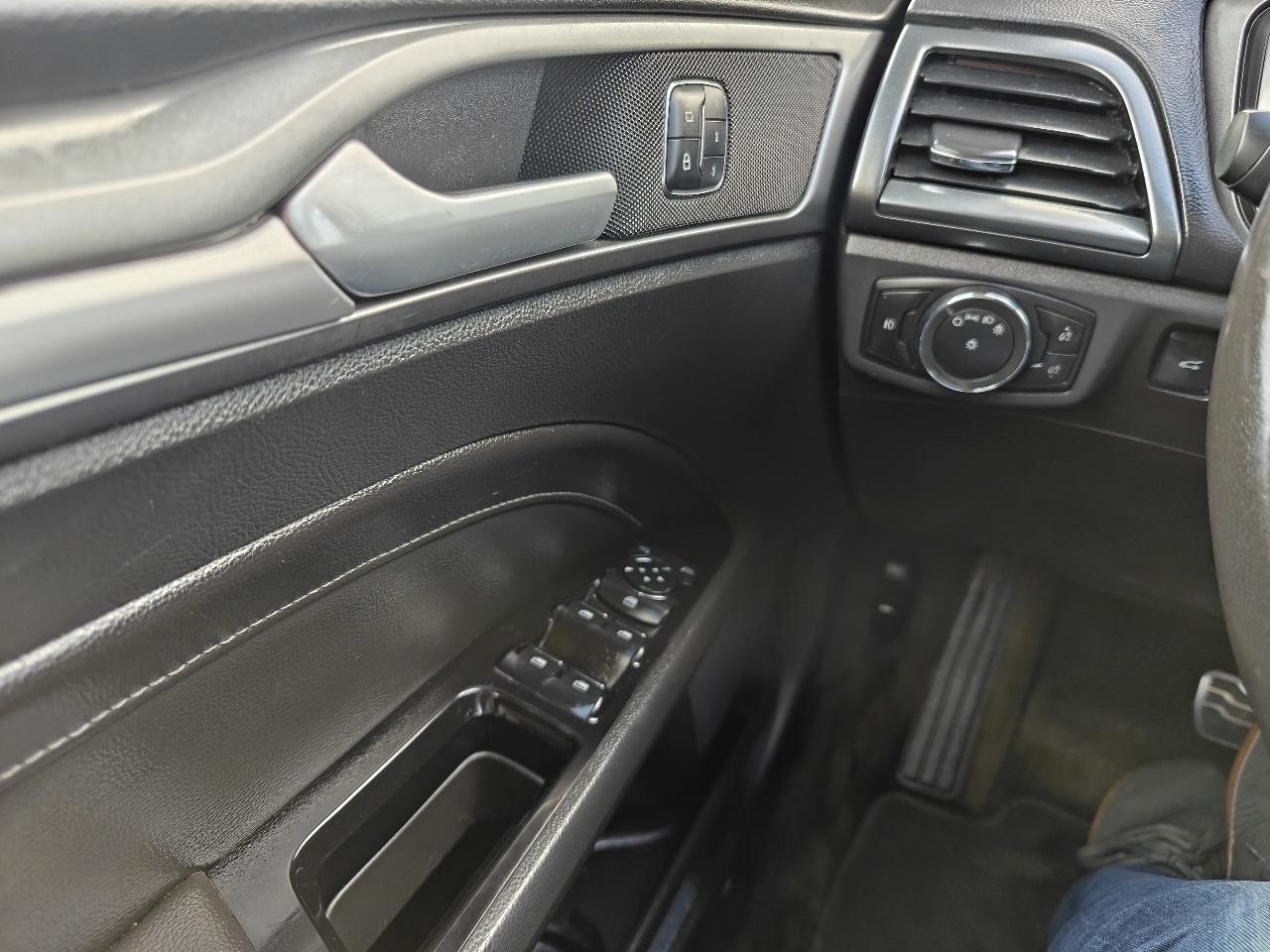 Ford Fusion Titanium 2016