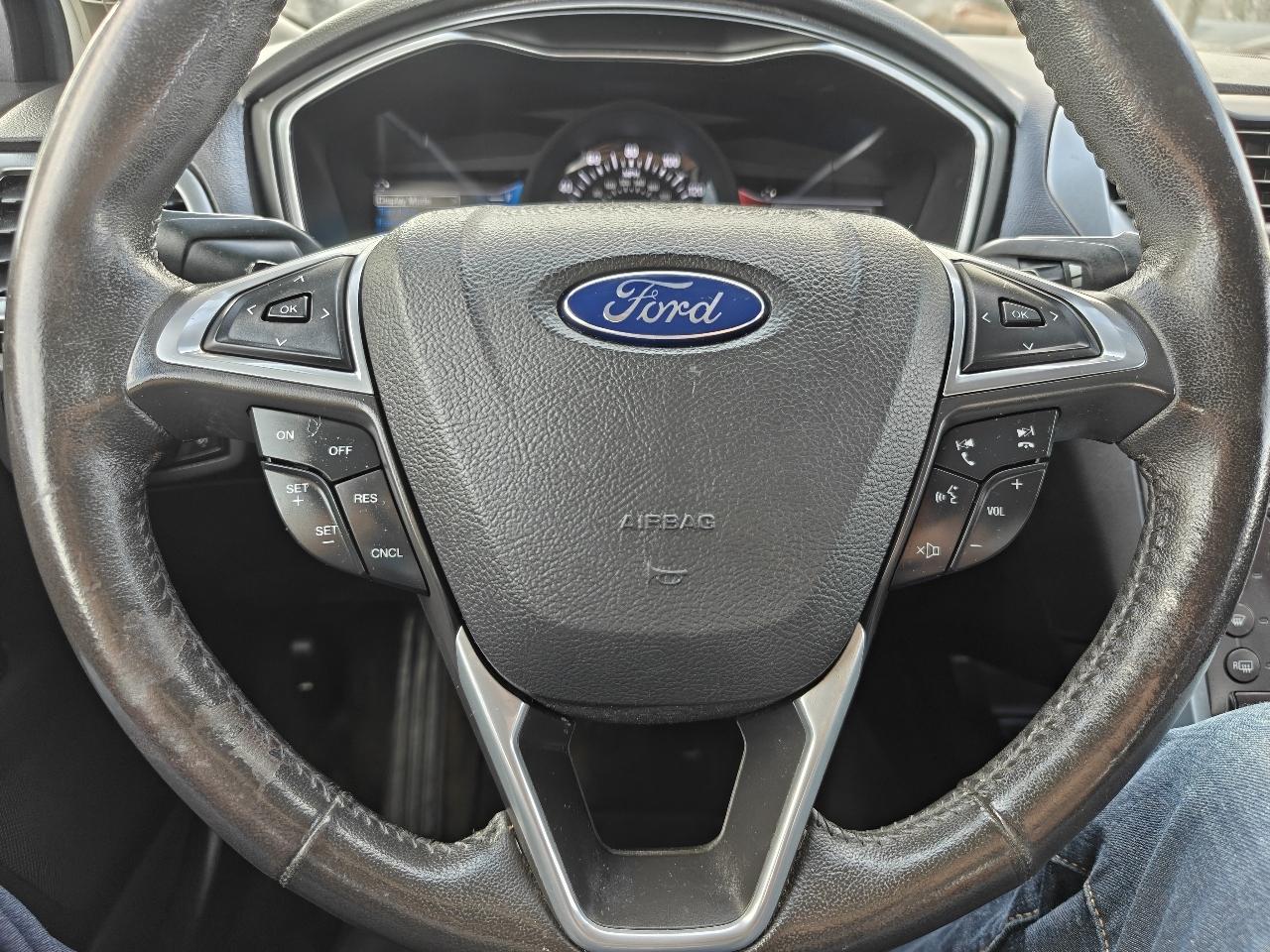 Ford Fusion Titanium 2016