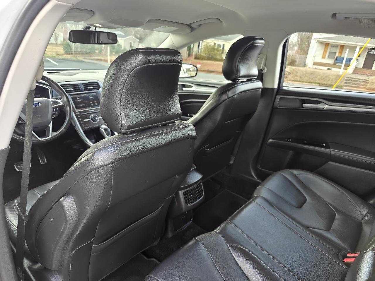 Ford Fusion Titanium 2016