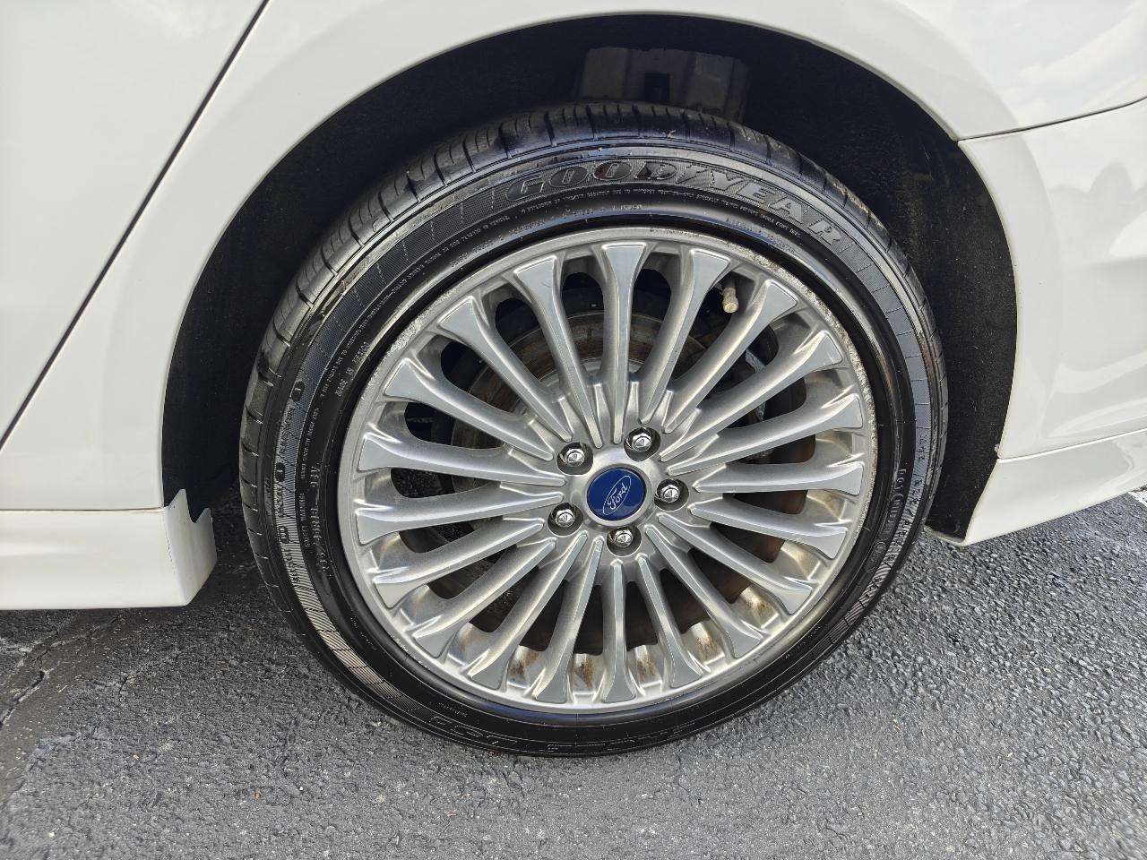 Ford Fusion Titanium 2016