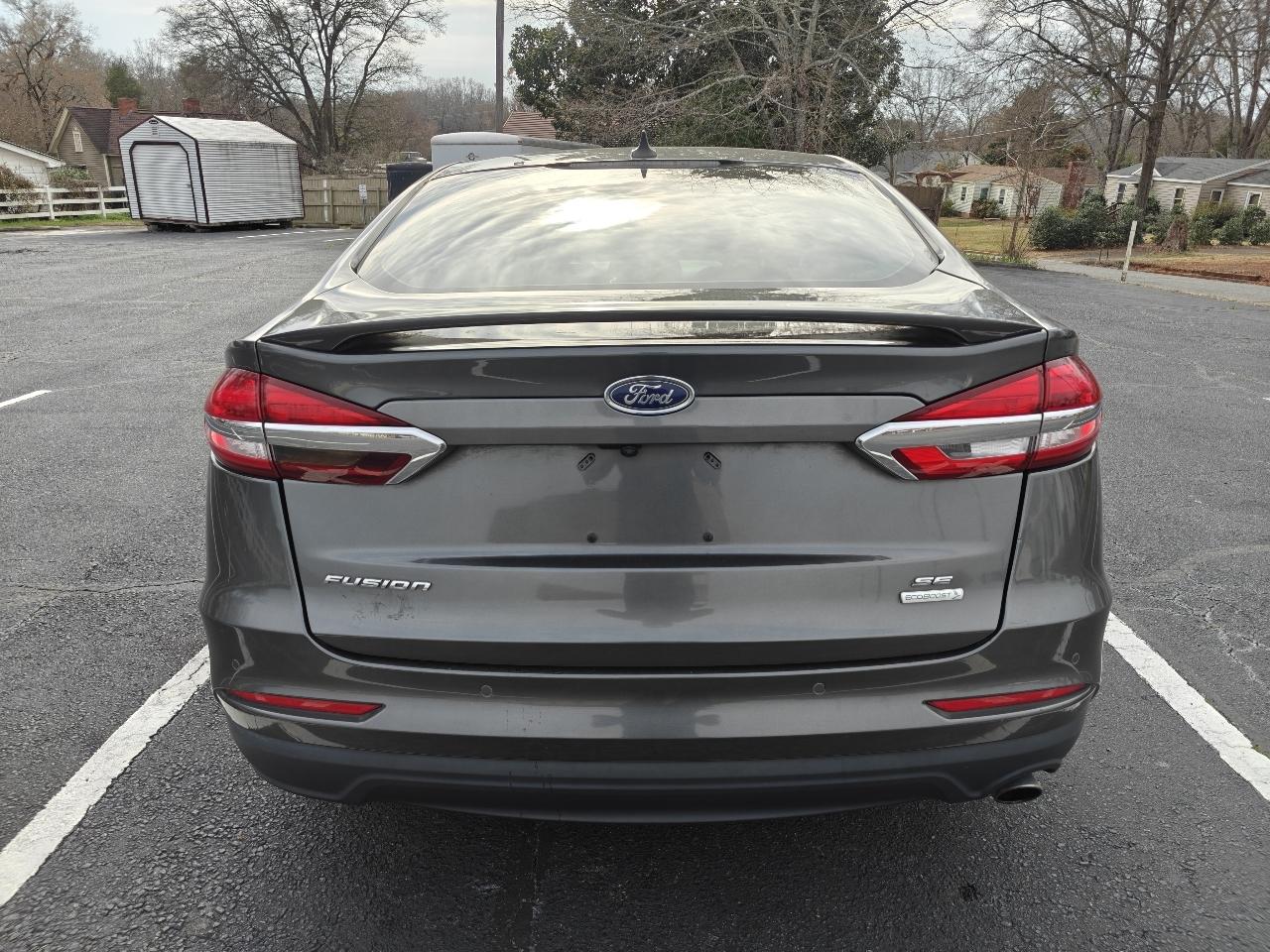 Ford Fusion SE 2019