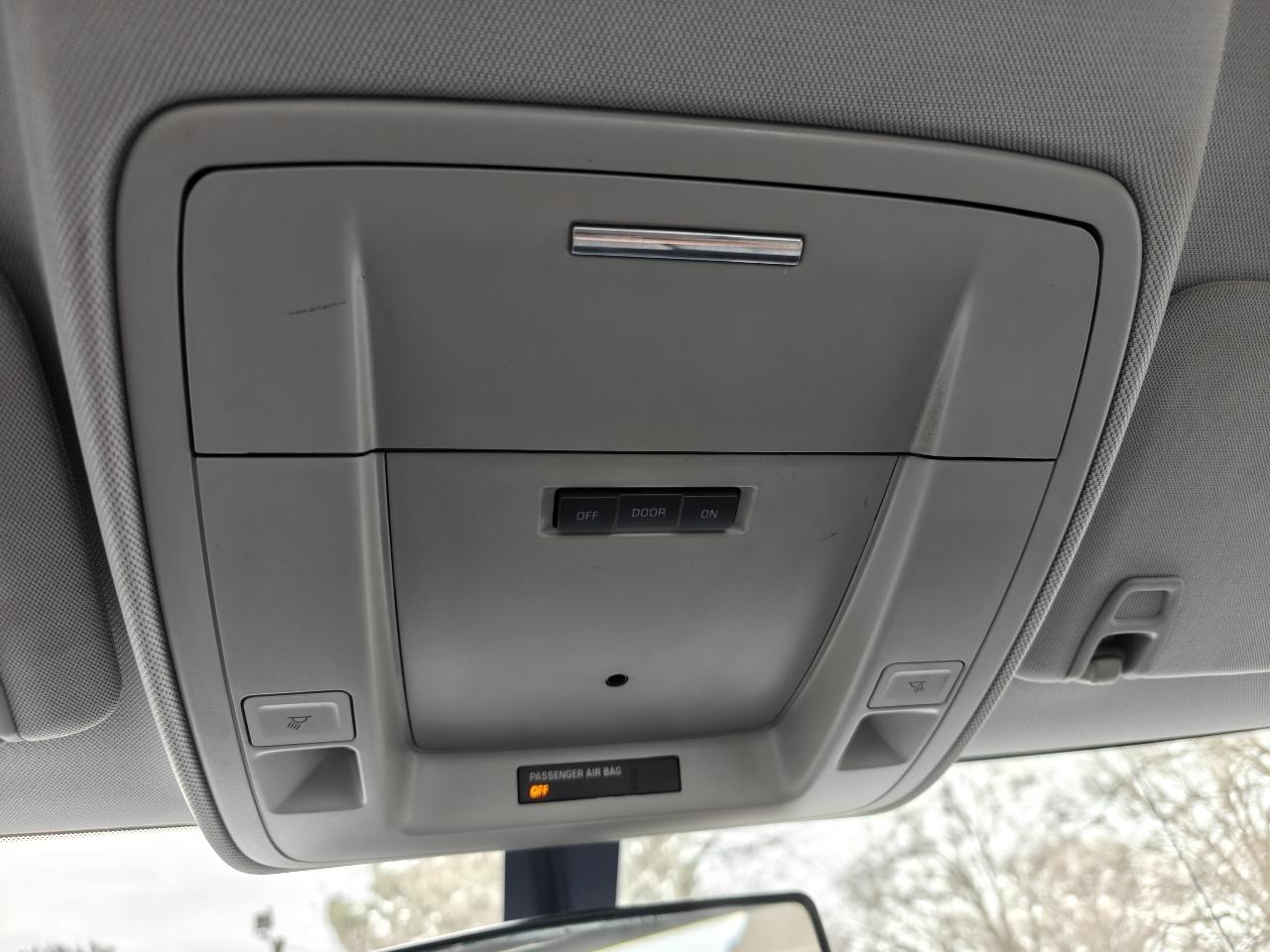 GMC Sierra 1500 Base Long Box 2WD 2015