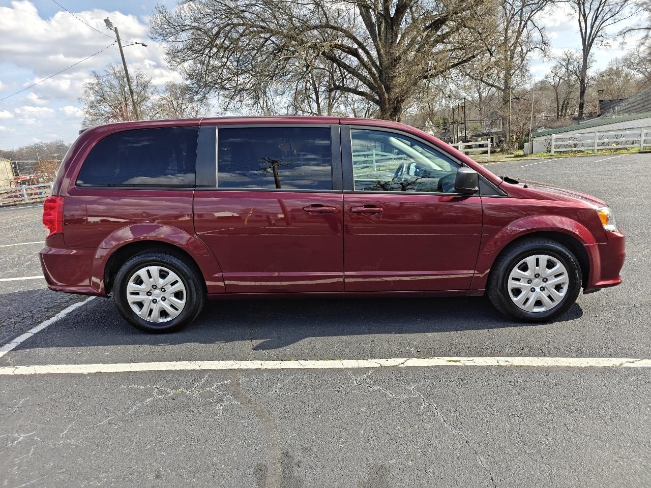 Dodge Grand Caravan SE 2018