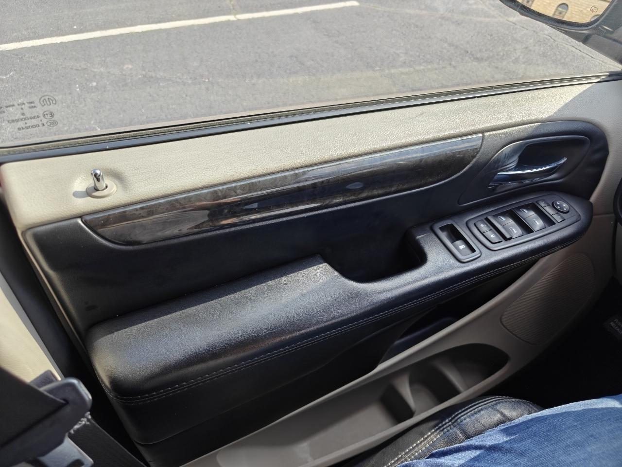 Dodge Grand Caravan SE 2018