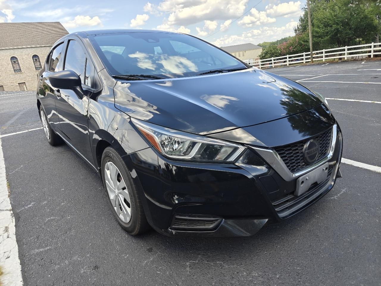 Nissan Versa S CVT 2020