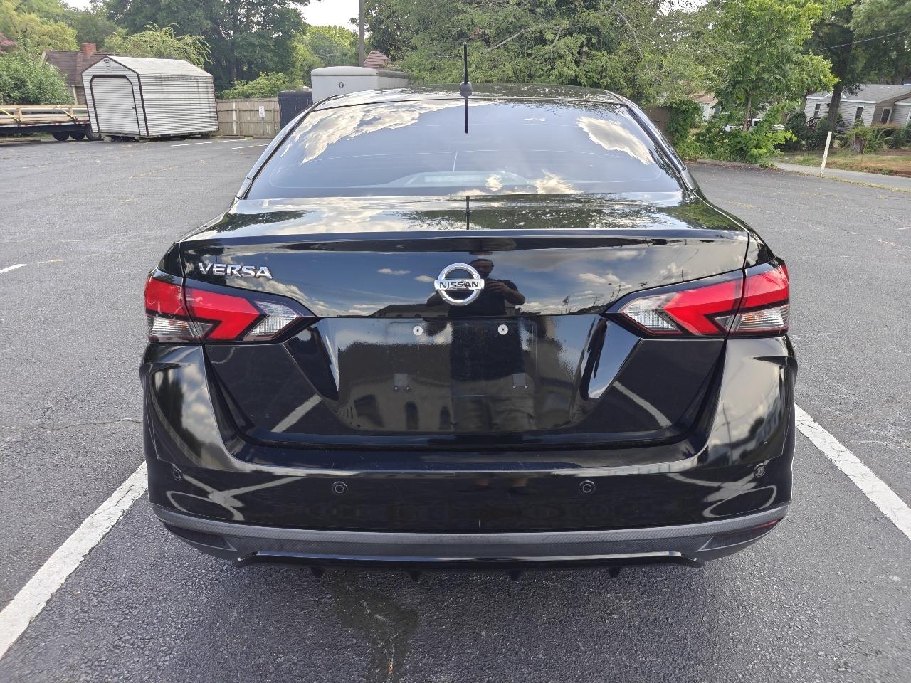 Nissan Versa S CVT 2020