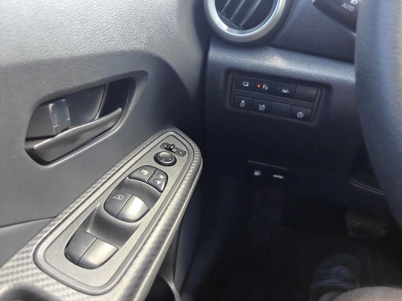 Nissan Versa S CVT 2020