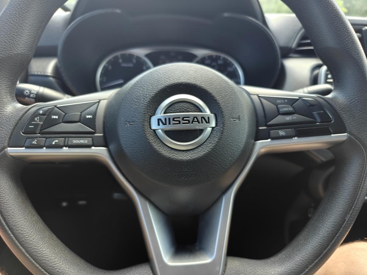 Nissan Versa S CVT 2020
