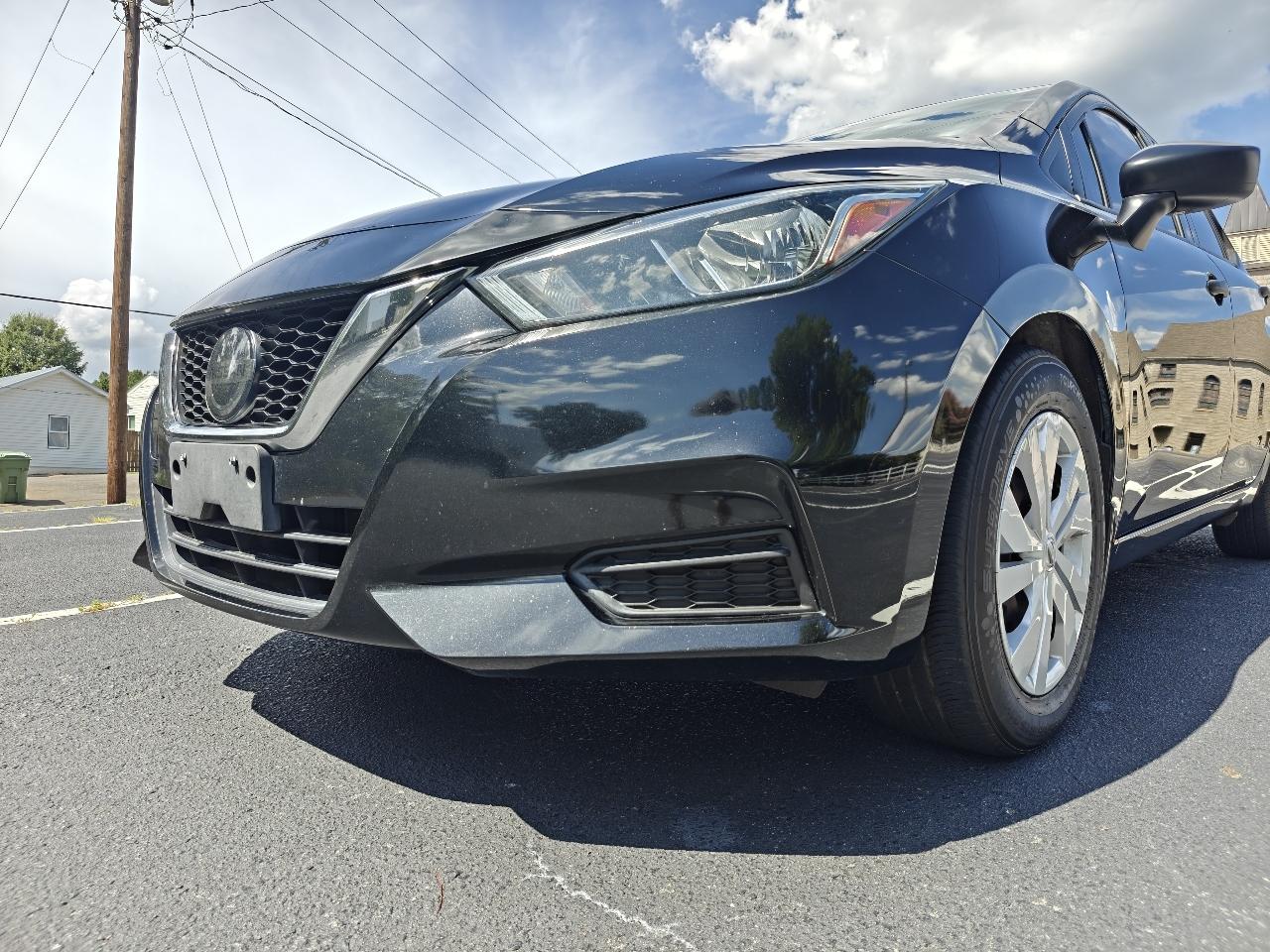 Nissan Versa S CVT 2020