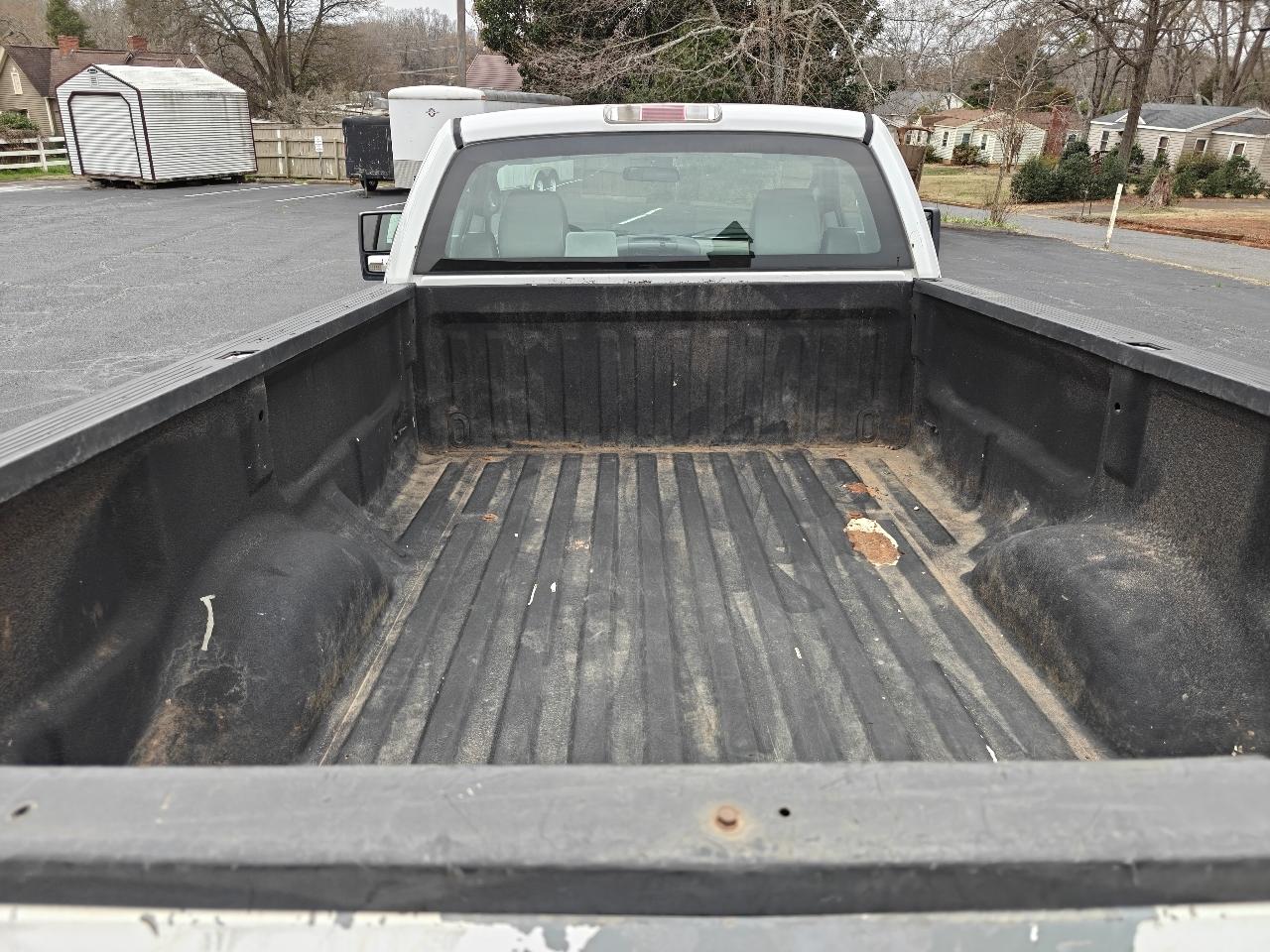 Ford F-150 2WD Reg Cab 126" XL 2008