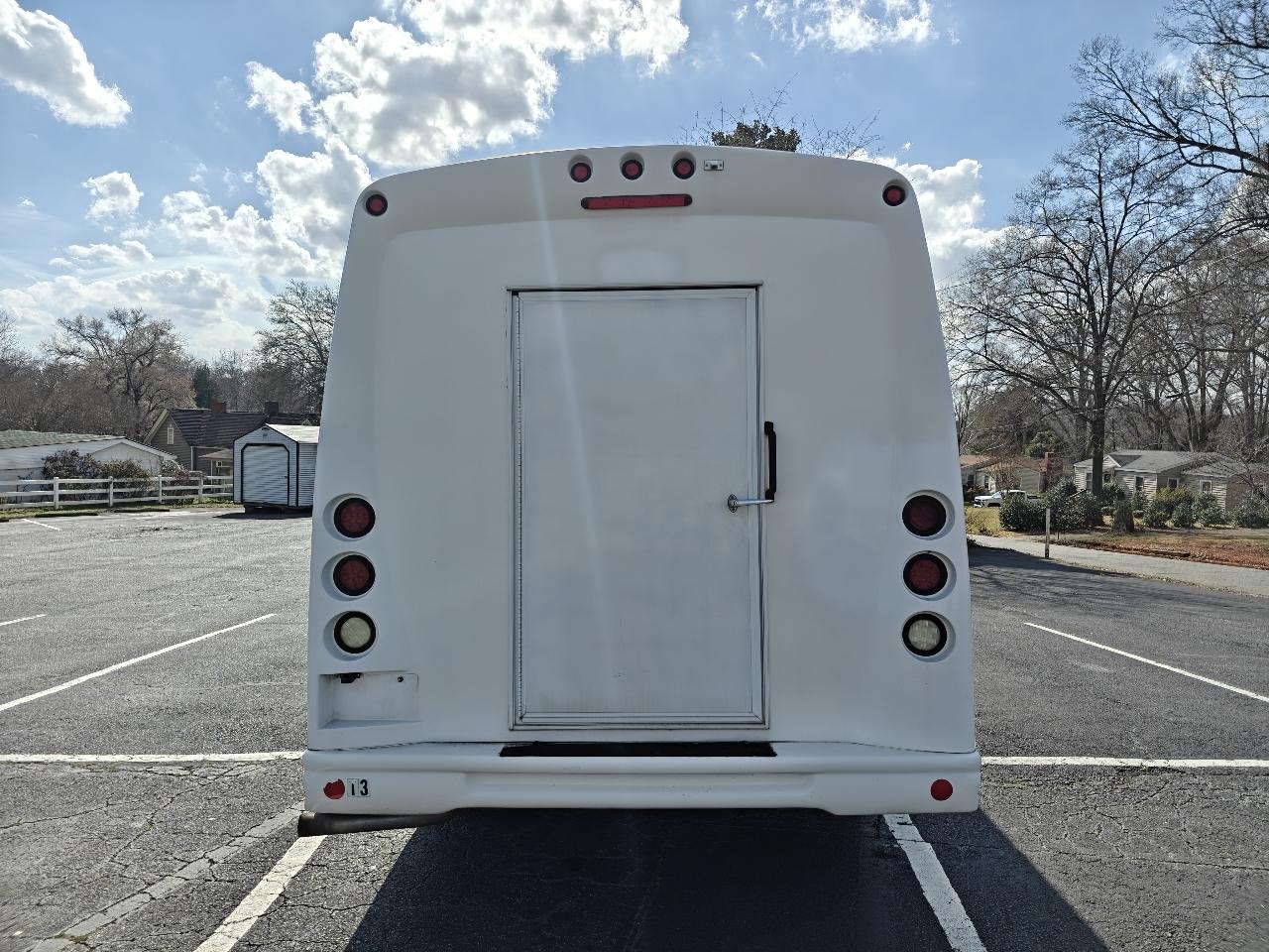 Ford Econoline E350 2015