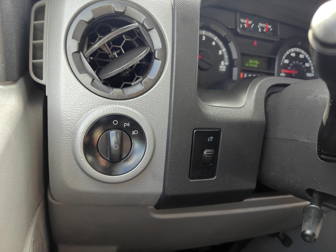 Ford Econoline E350 2015