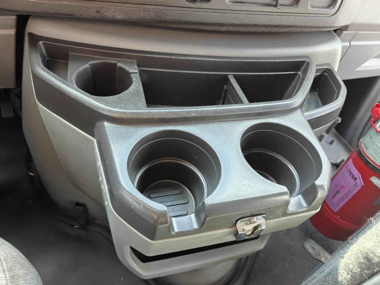 Ford Econoline E350 2015