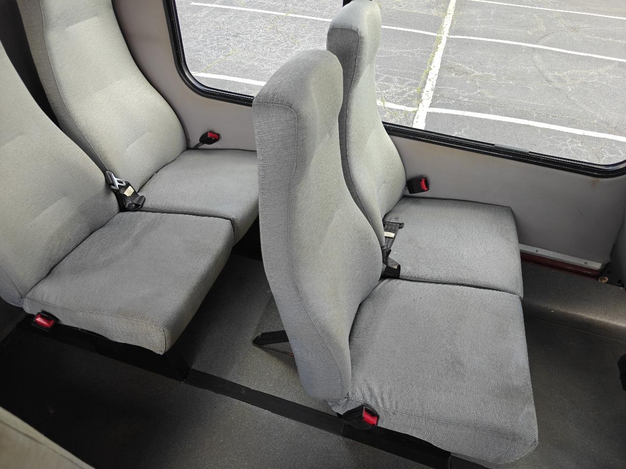 Ford Econoline E350 2015