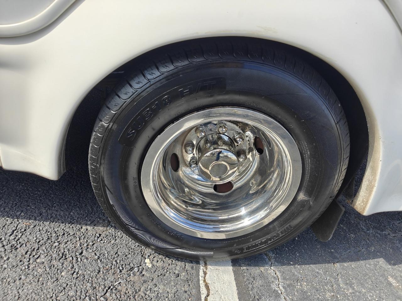 Ford Econoline E350 2015