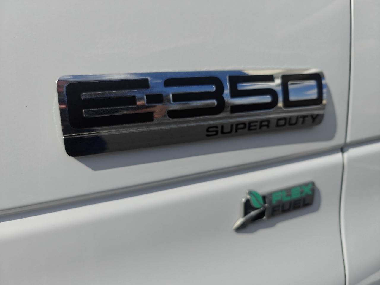 Ford Econoline E350 2015