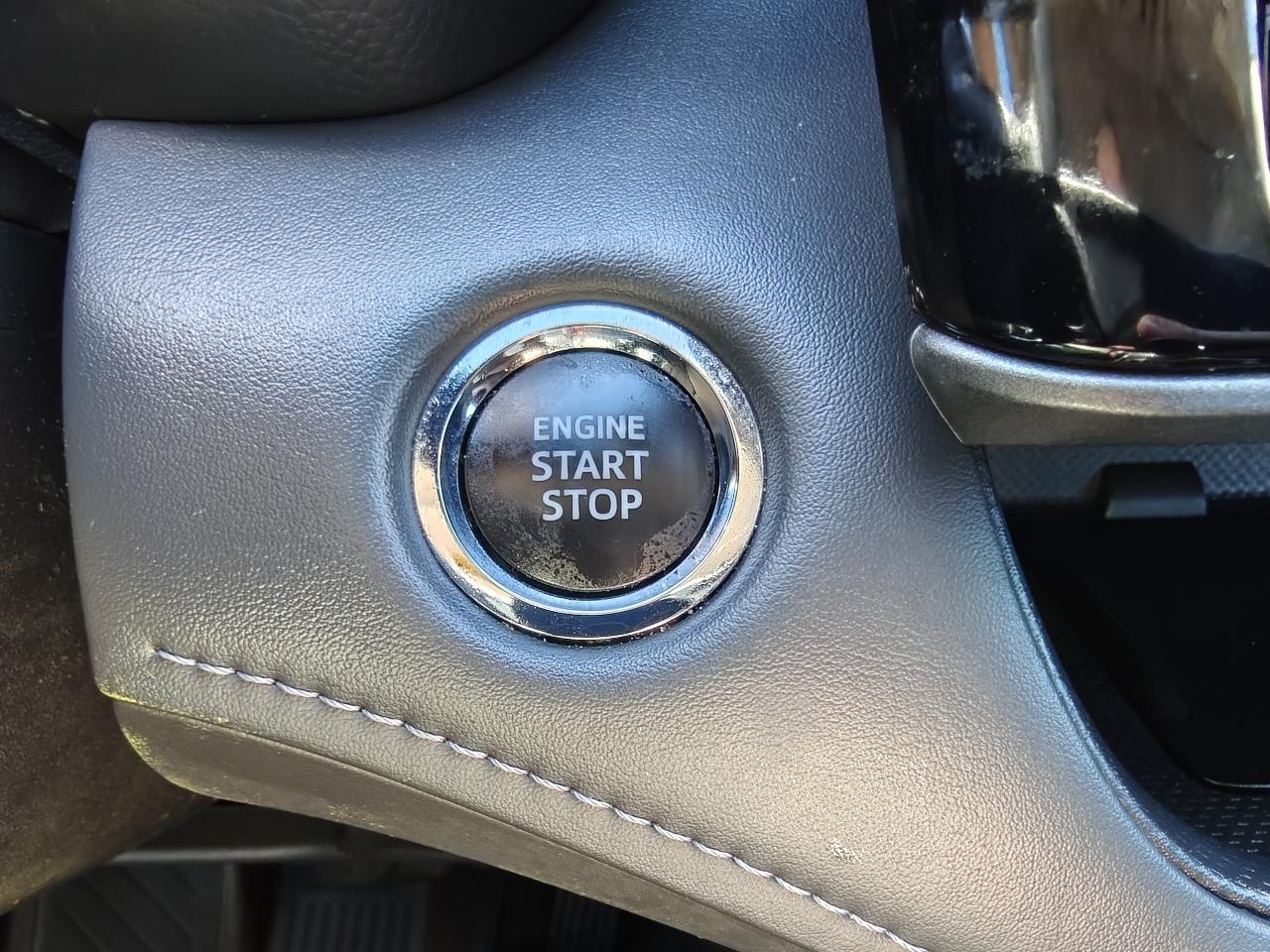 Toyota Highlander XLE 2WD 2023