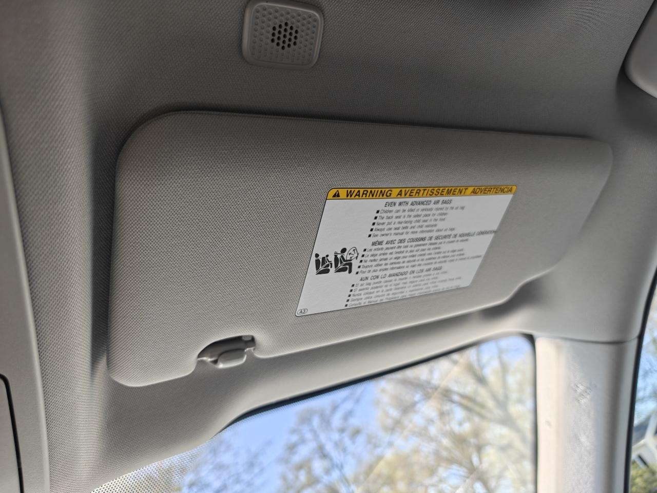 Toyota Highlander XLE 2WD 2023