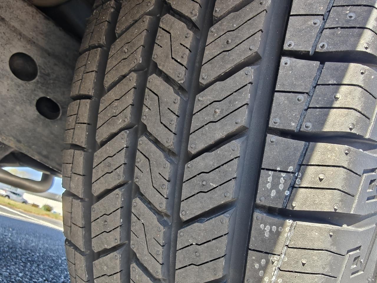 Toyota Highlander XLE 2WD 2023