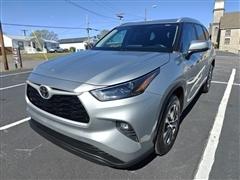 2023 Toyota Highlander 