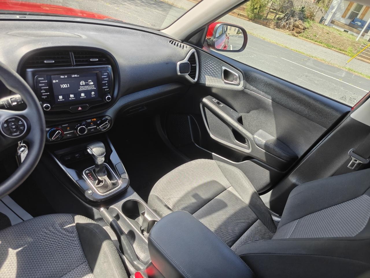 Kia Soul LX CVT 2020