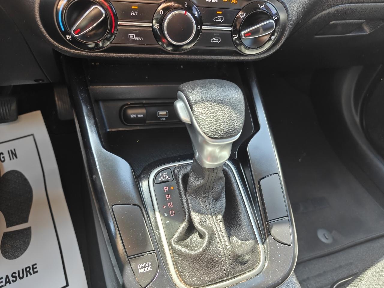 Kia Soul LX CVT 2020