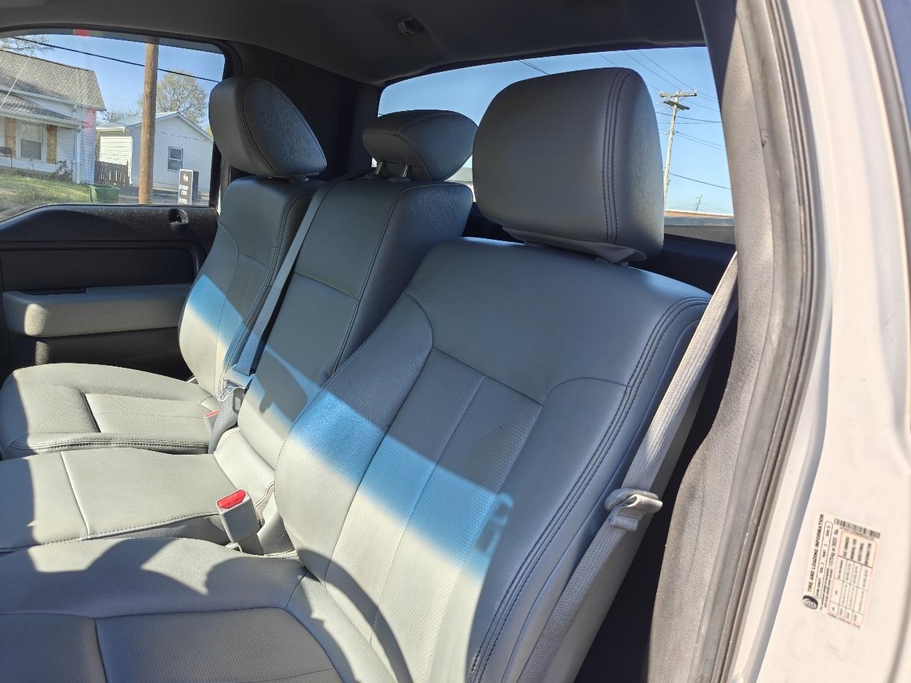 Ford F-150 2WD Reg Cab 126" XL 2014