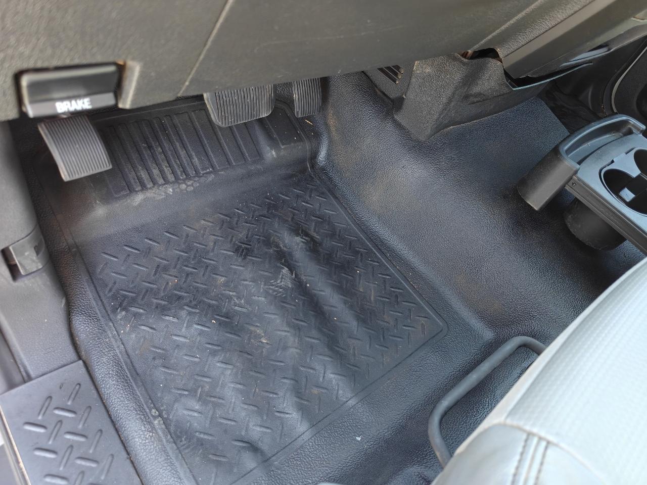 Ford F-150 2WD Reg Cab 126" XL 2014