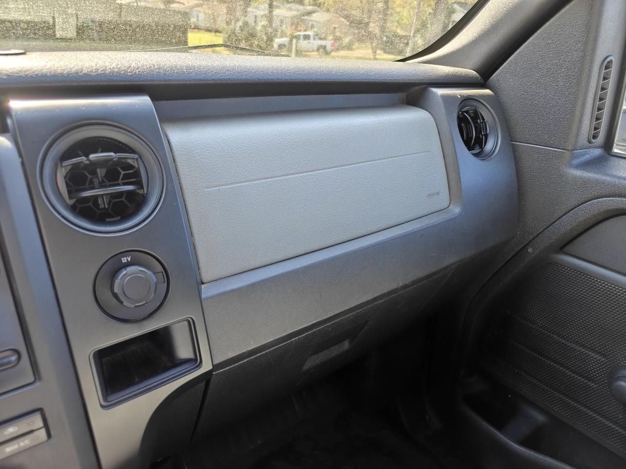 Ford F-150 2WD Reg Cab 126" XL 2014