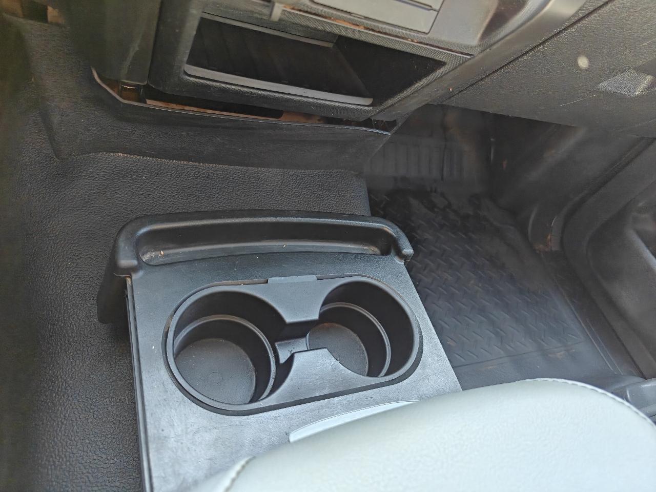 Ford F-150 2WD Reg Cab 126" XL 2014