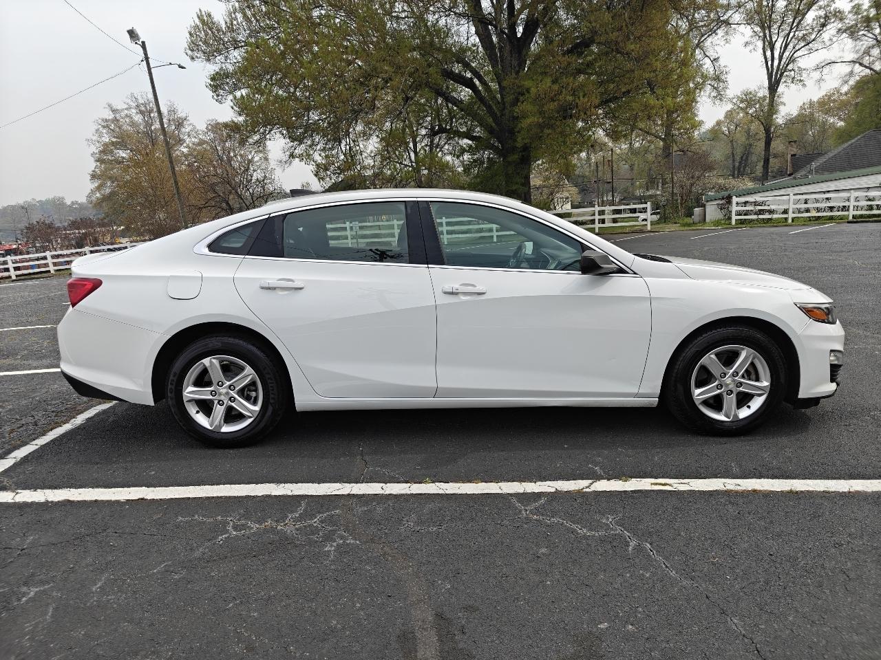 Chevrolet Malibu LS 2021