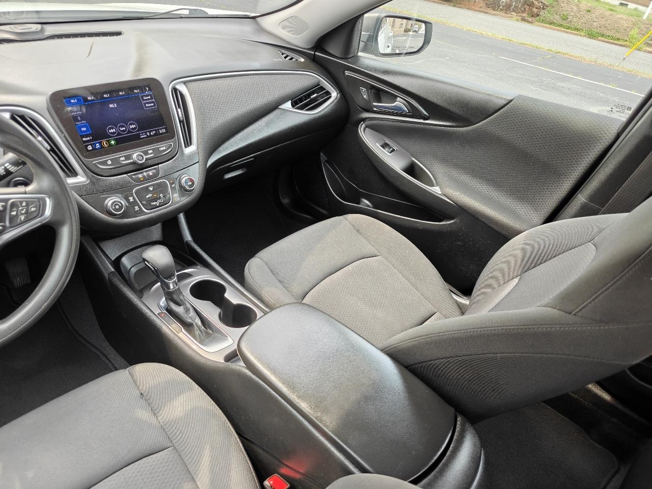 Chevrolet Malibu LS 2021