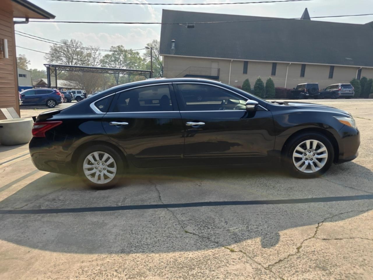 Nissan Altima 2.5 SV 2018