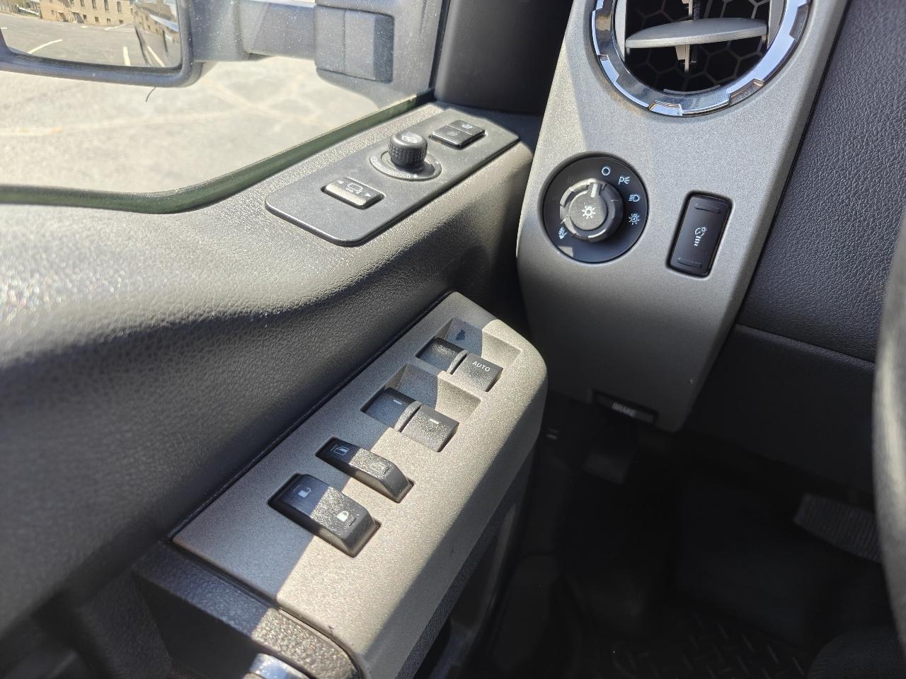 Ford F-250 SD XLT Crew Cab Long Bed 4WD 2014