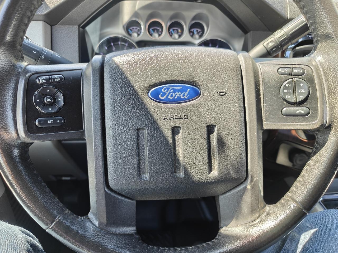 Ford F-250 SD XLT Crew Cab Long Bed 4WD 2014