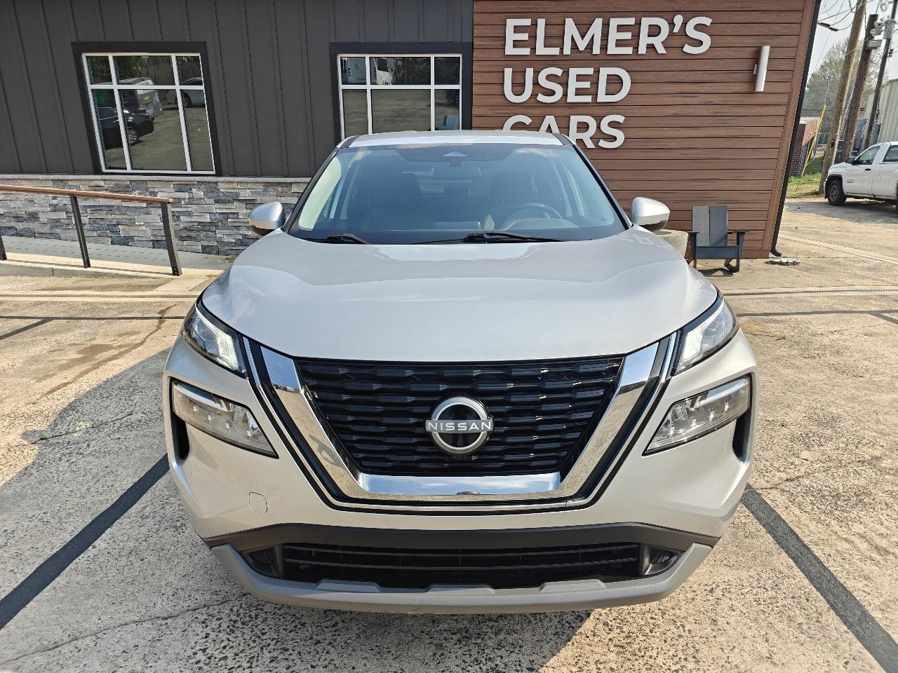 Nissan Rogue SV 2022