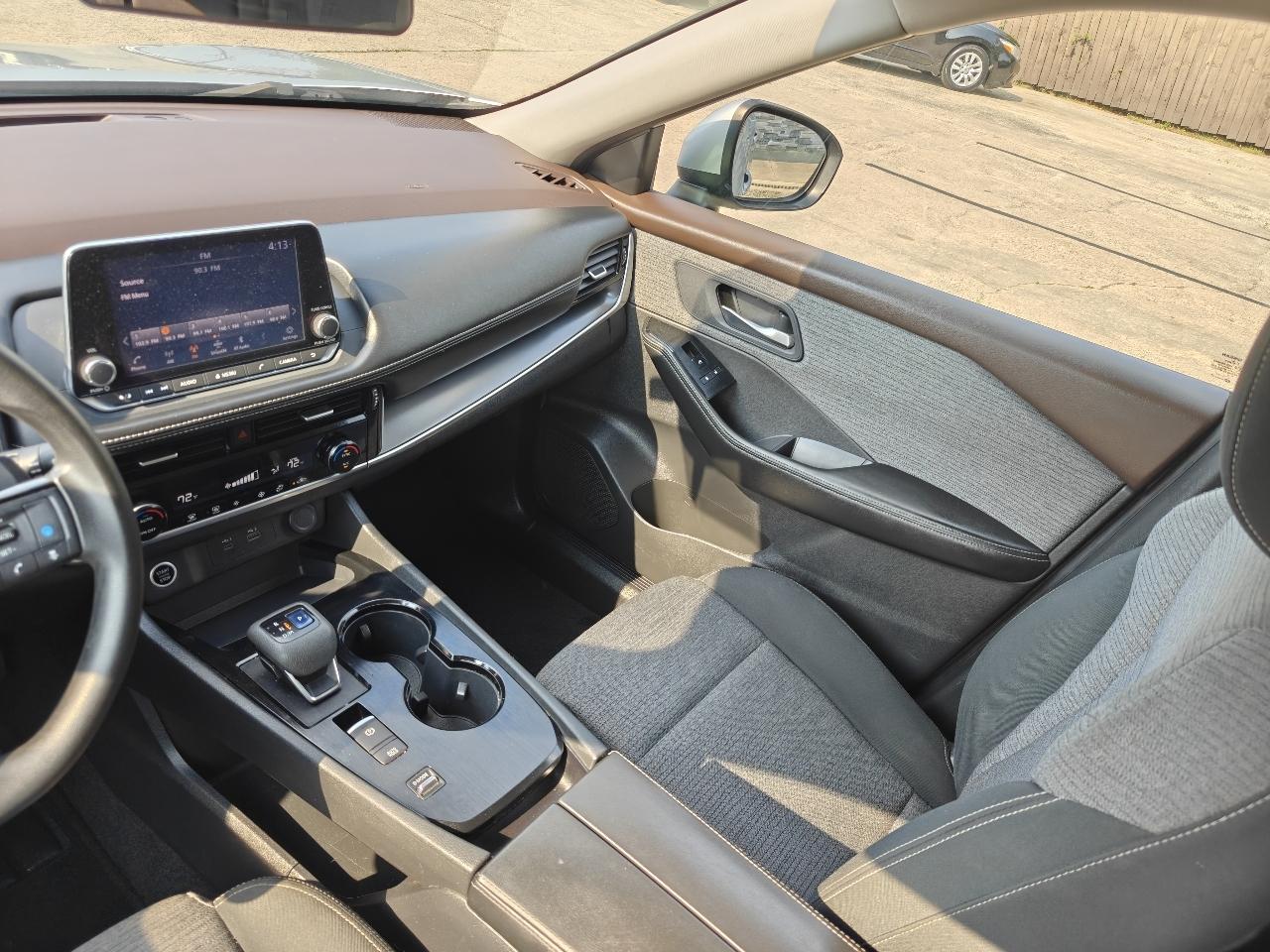 Nissan Rogue SV 2022