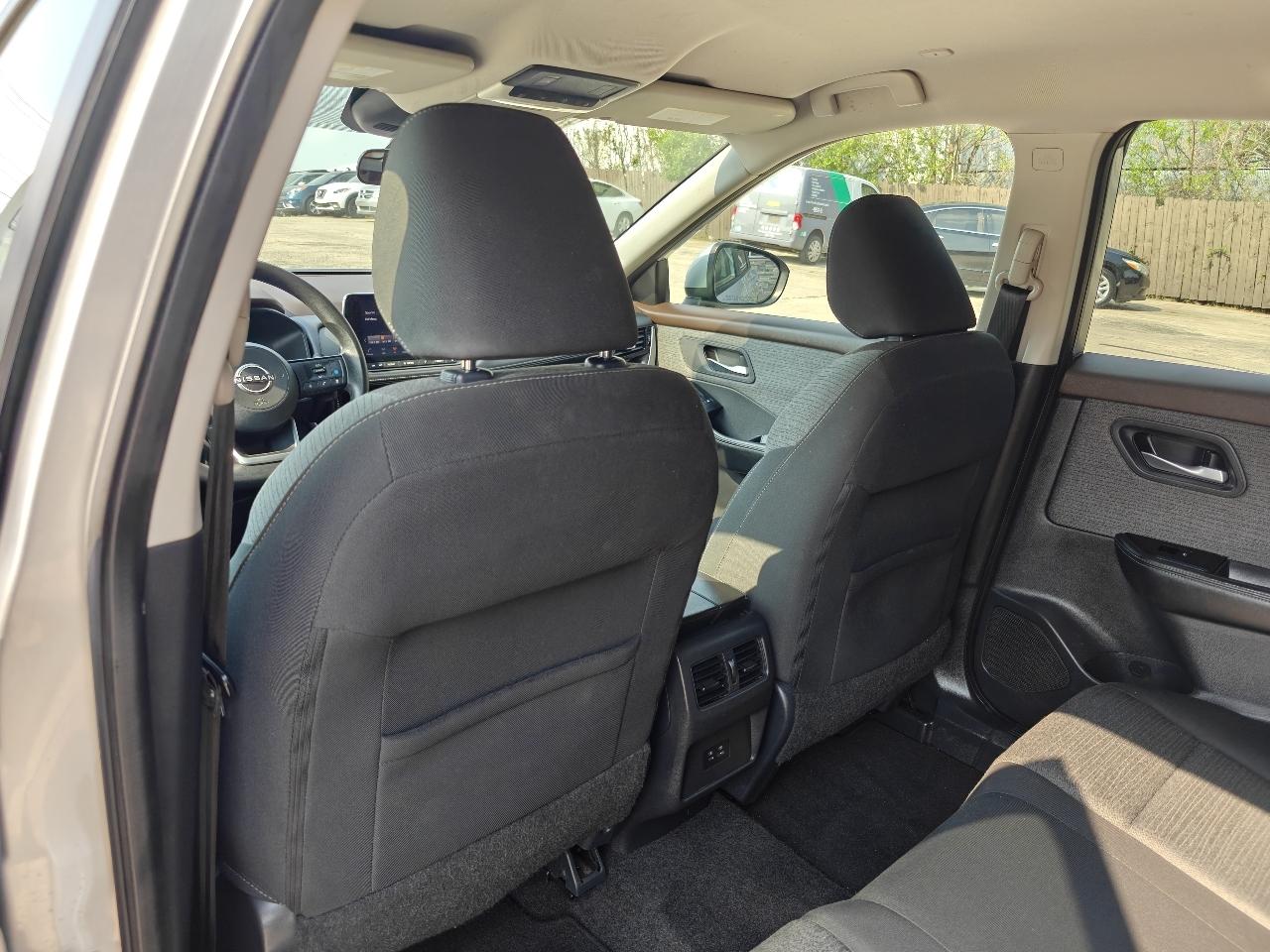 Nissan Rogue SV 2022