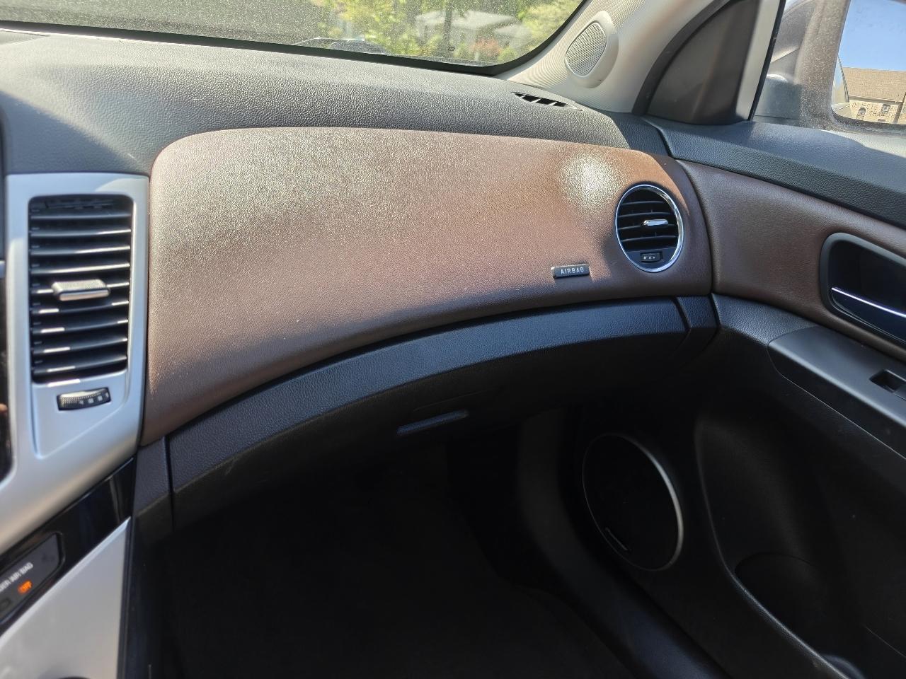 Chevrolet Cruze 2LT Auto 2015