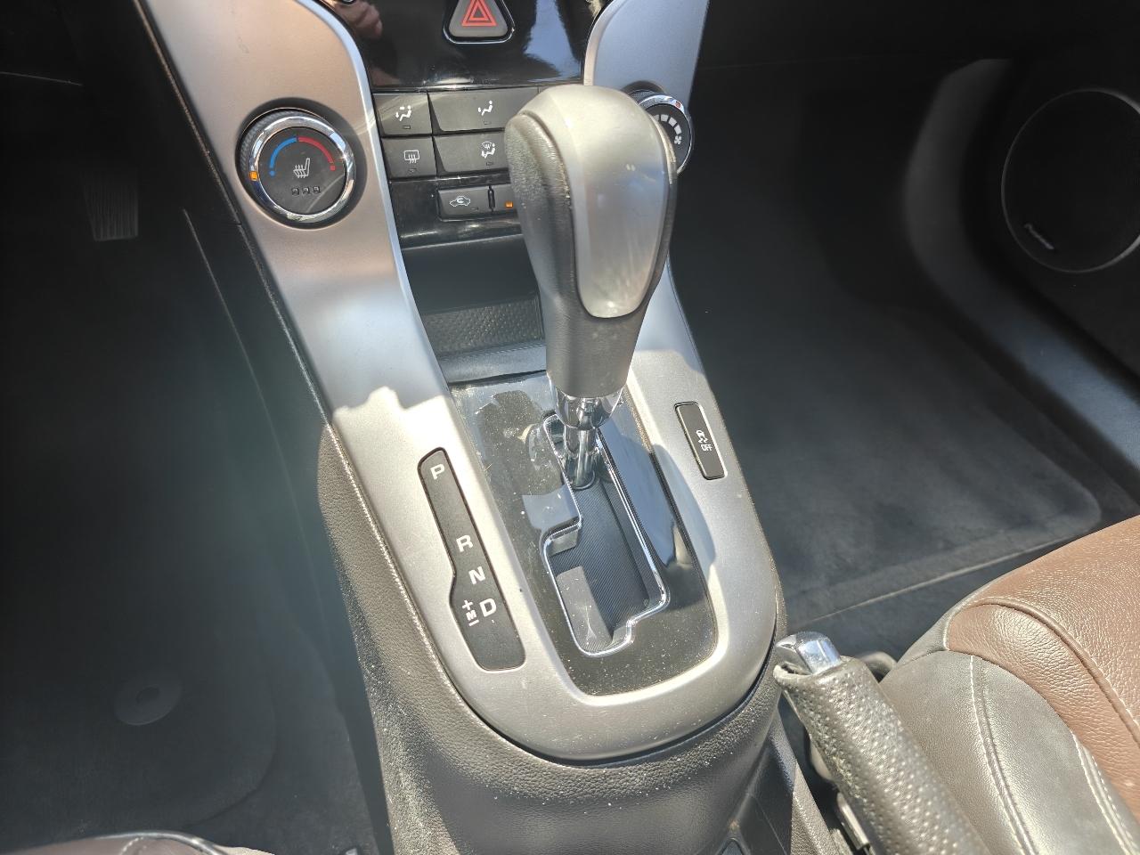 Chevrolet Cruze 2LT Auto 2015