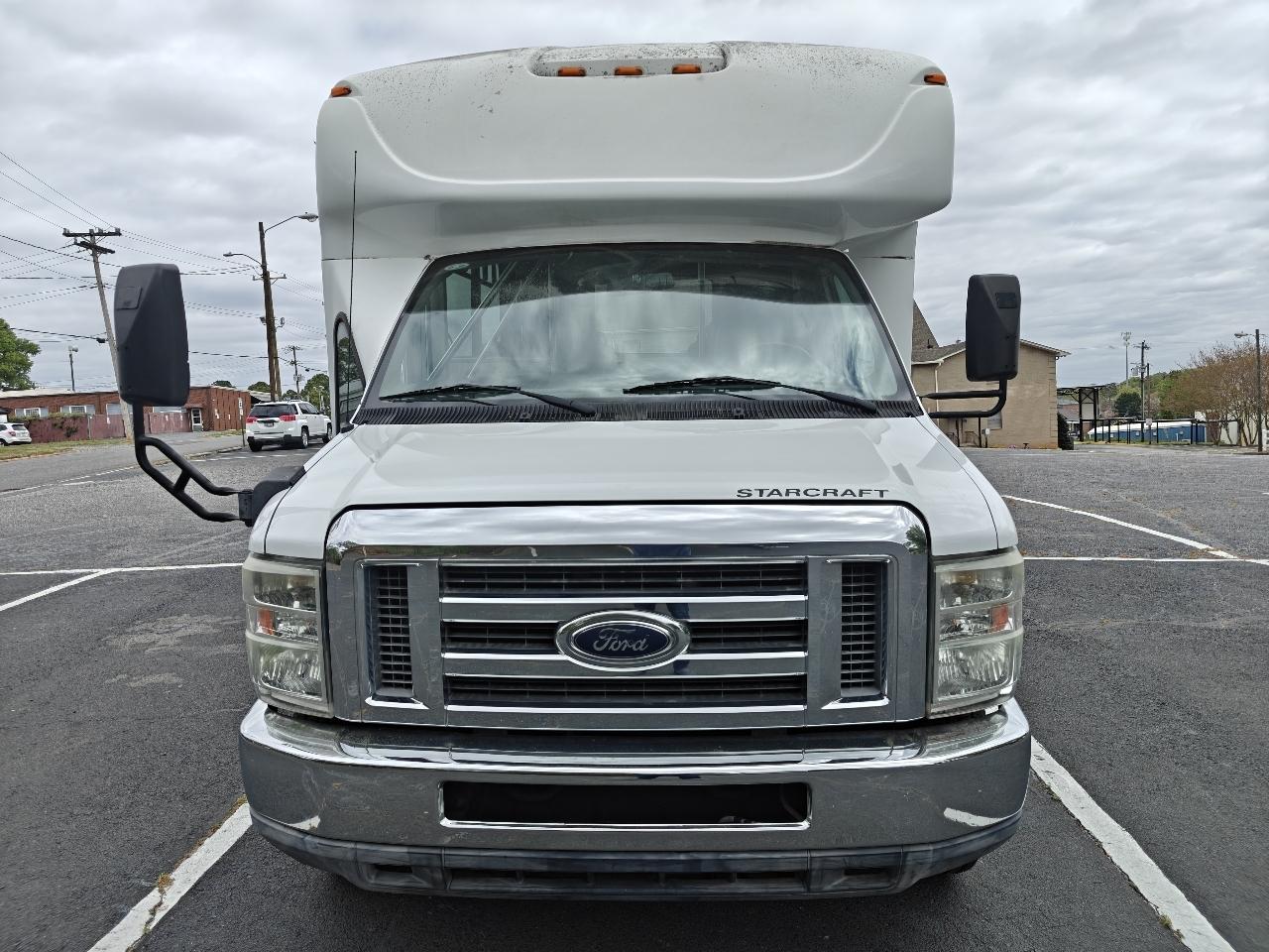 Ford Econoline E350 2011