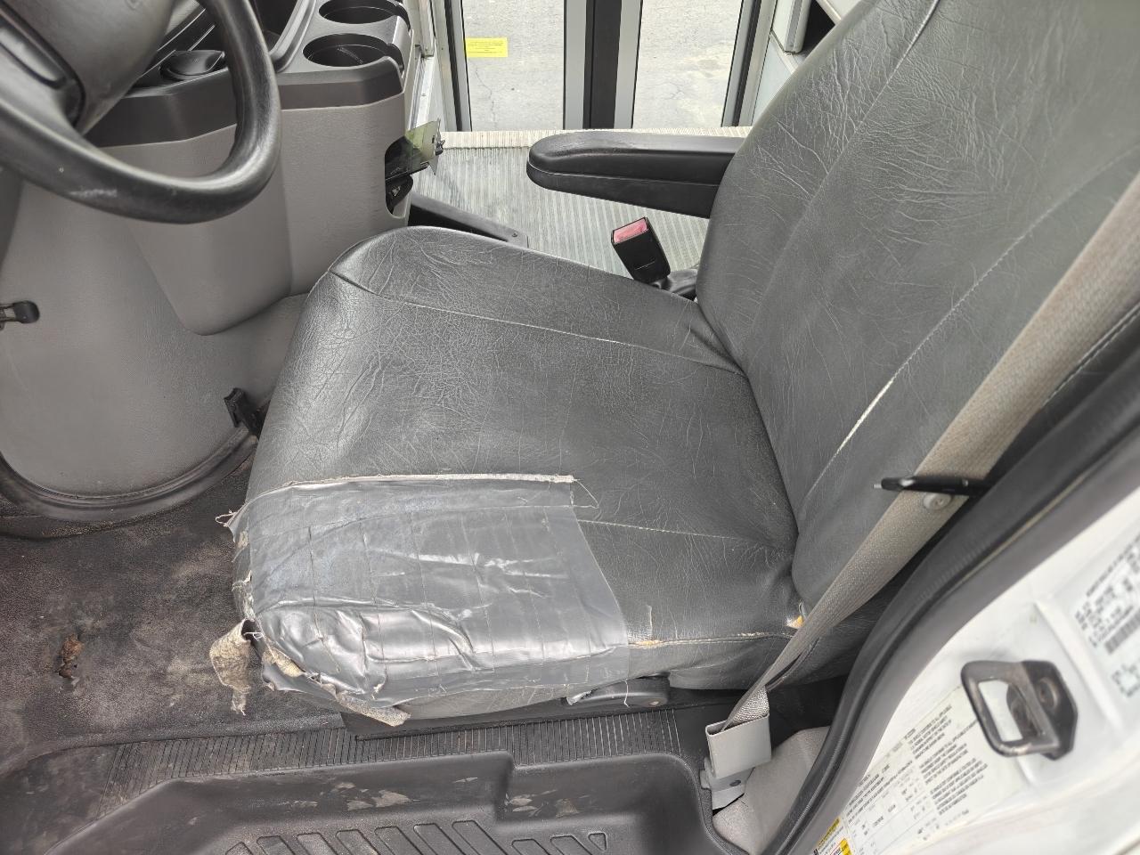 Ford Econoline E350 2011