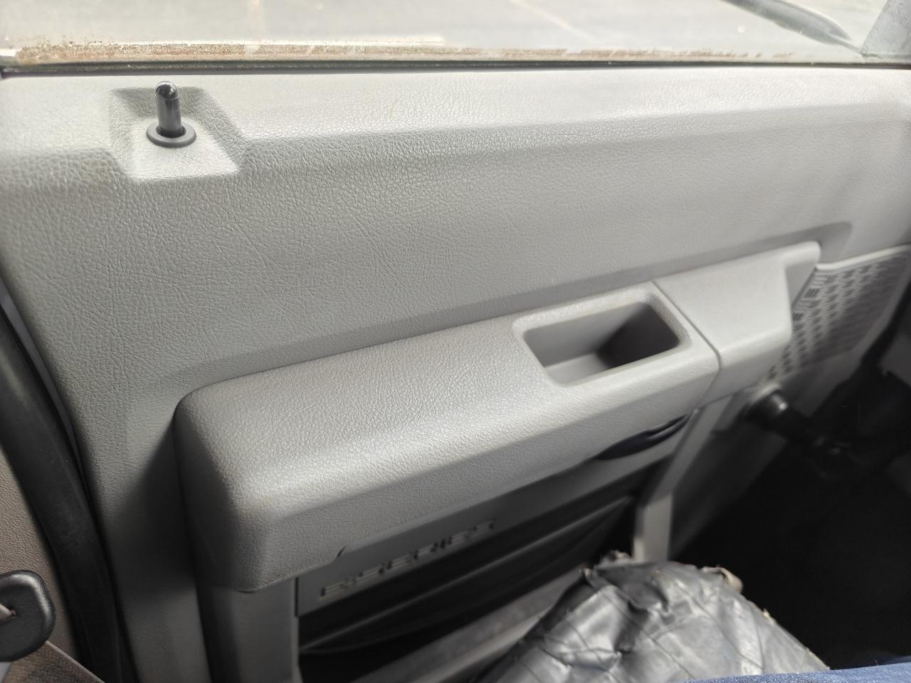 Ford Econoline E350 2011